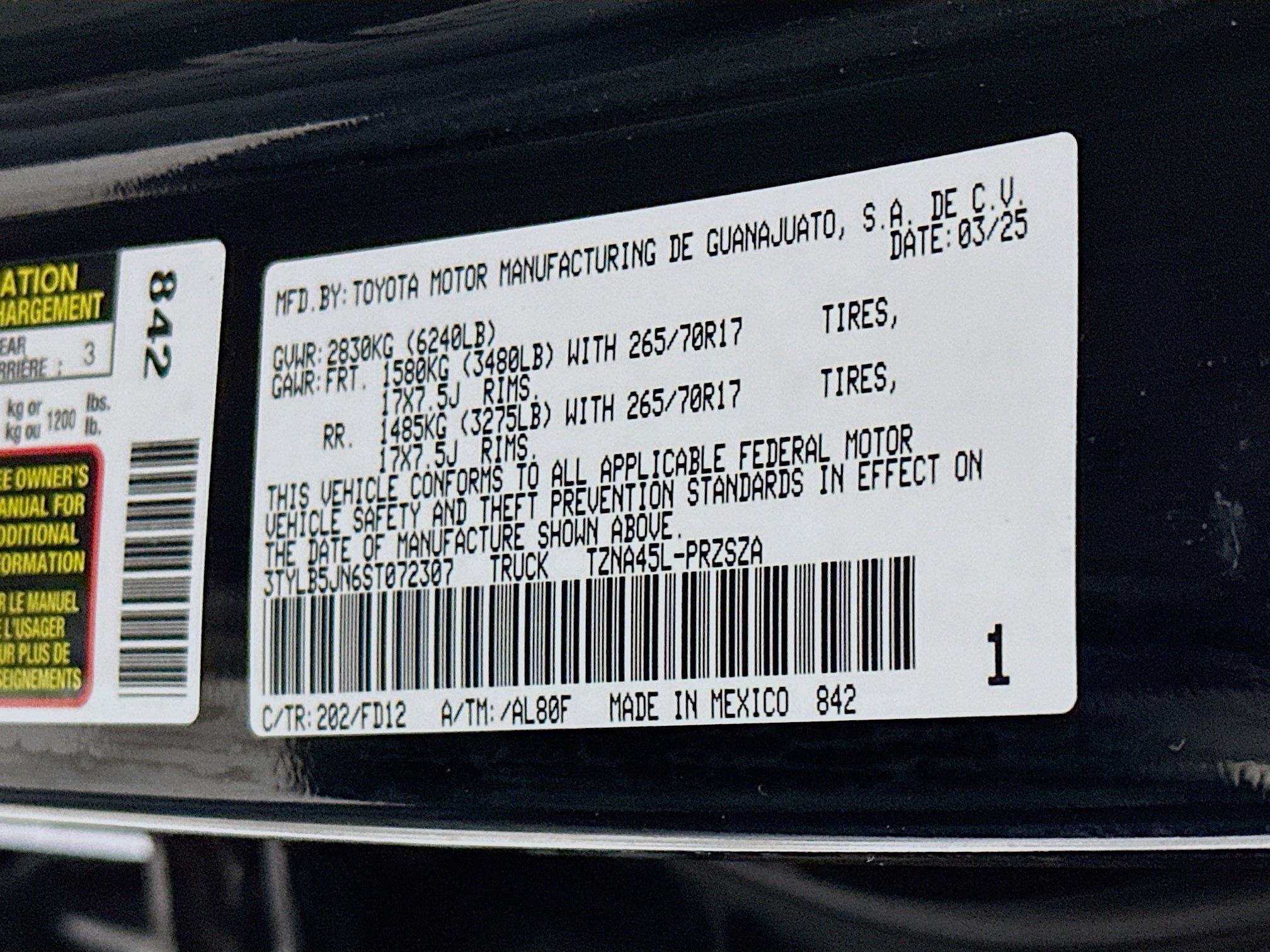 Used 2025 Toyota Tacoma TRD Off-Road image 12