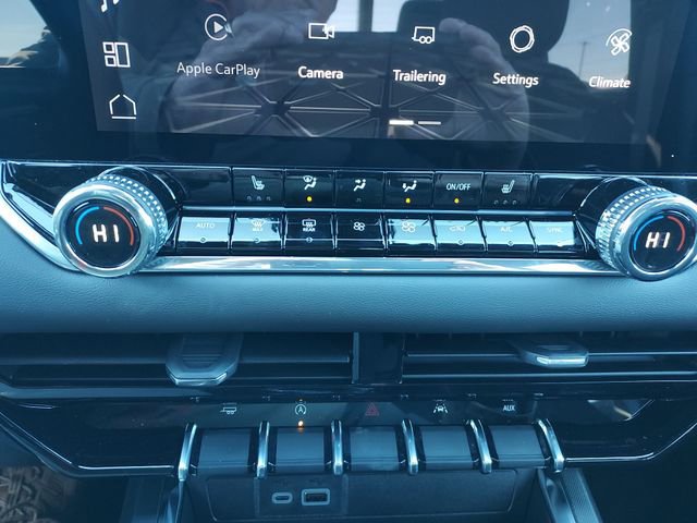 New 2026 GMC Canyon Elevation w/ Convenience Package image 18