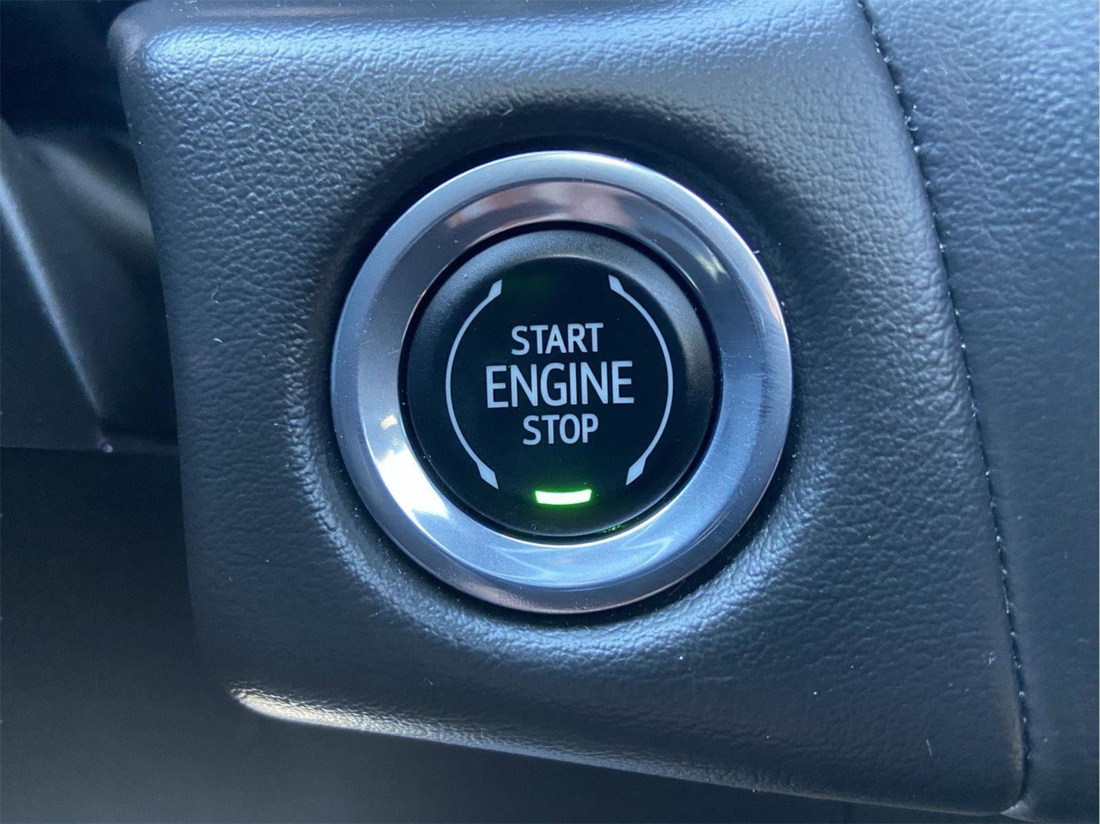 Used 2023 Chevrolet Suburban RST w/ Luxury Package AWD/4WD image 25