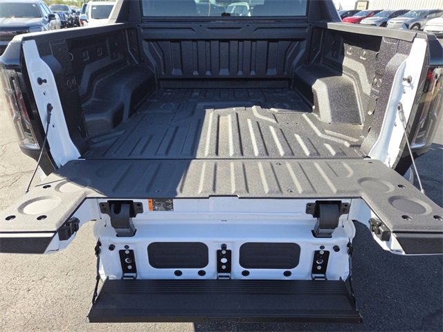 New 2026 GMC Hummer EV 4x4 Crew Cab image 22