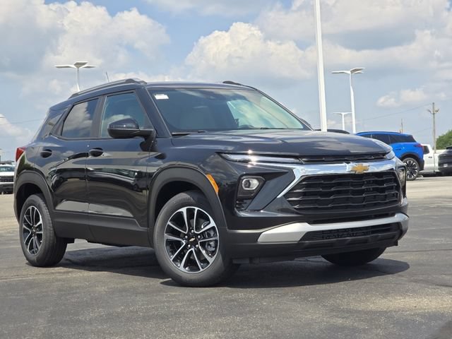 New 2026 Chevrolet TrailBlazer LT w/ Convenience Package FWD image 2