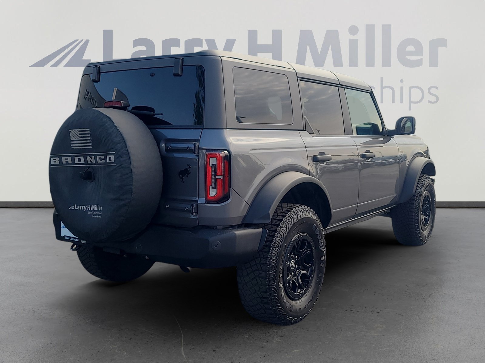 Certified 2024 Ford Bronco Wildtrak AWD/4WD image 5