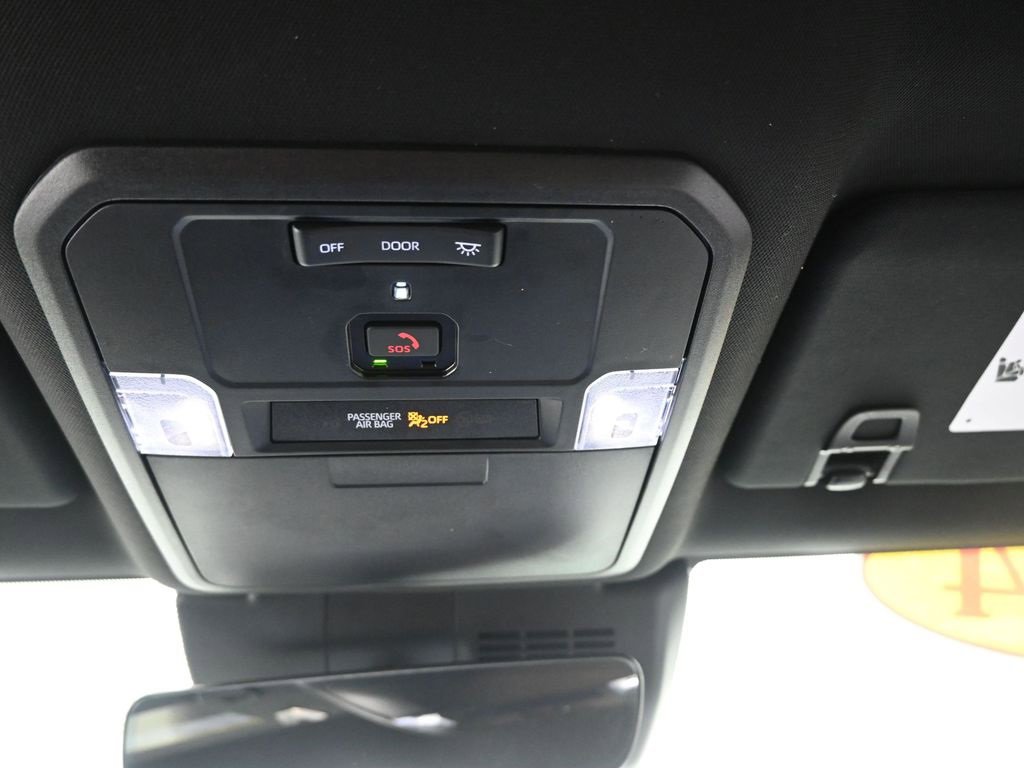 Used 2024 Toyota Tacoma TRD Off-Road image 24