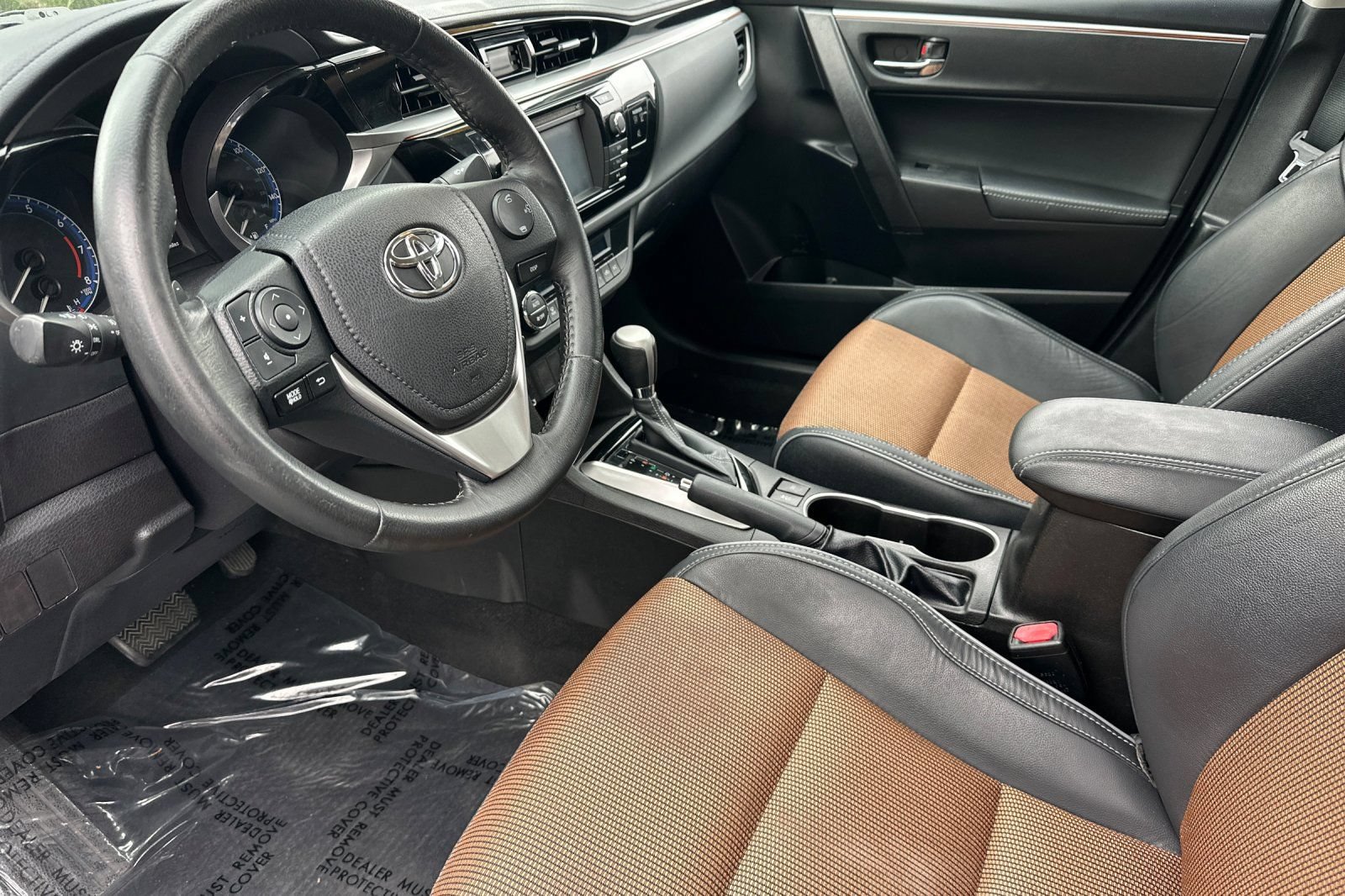 Used 2015 Toyota Corolla S FWD image 9