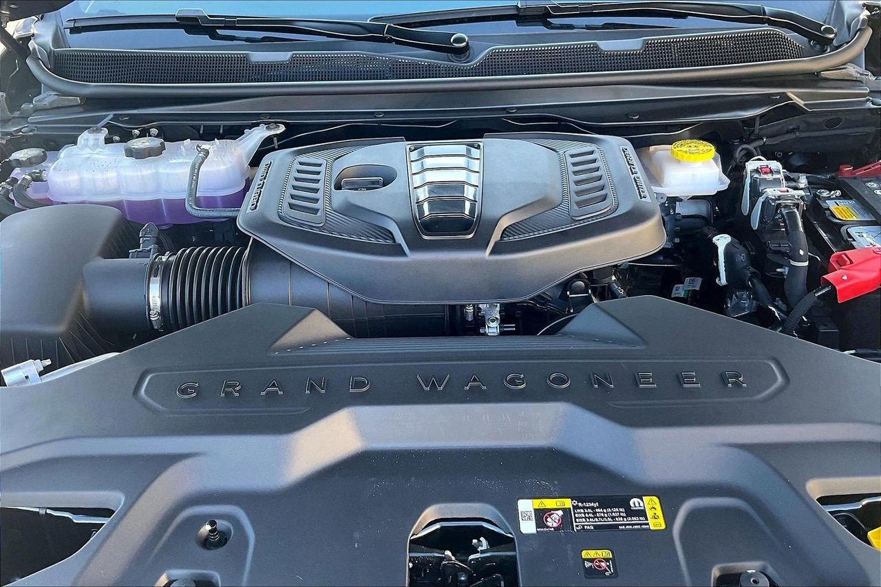 New 2026 Jeep Grand Wagoneer L Summit w/ Premium Group III image 40