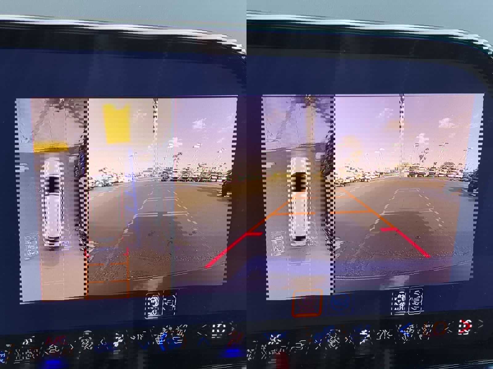 Used 2026 Chevrolet Equinox EV LT w/ Convenience Package II FWD image 19