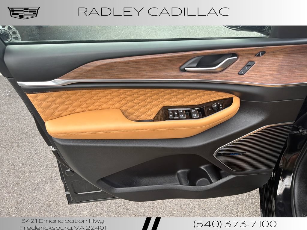Used 2023 Jeep Grand Cherokee Summit w/ Adv Protech Group IV AWD/4WD image 4