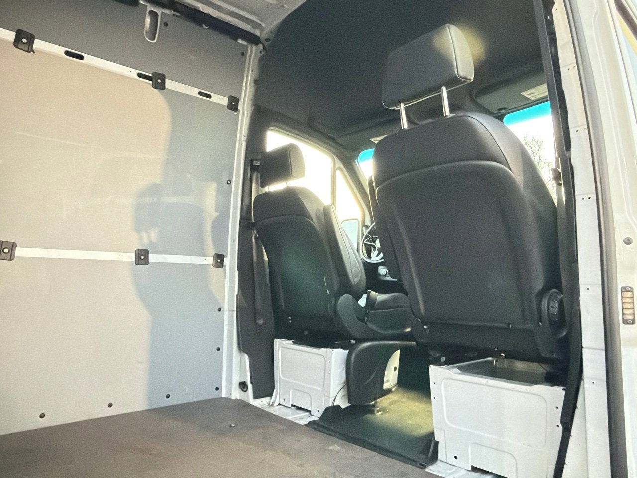 Used 2022 Mercedes-Benz Sprinter 3500 image 12
