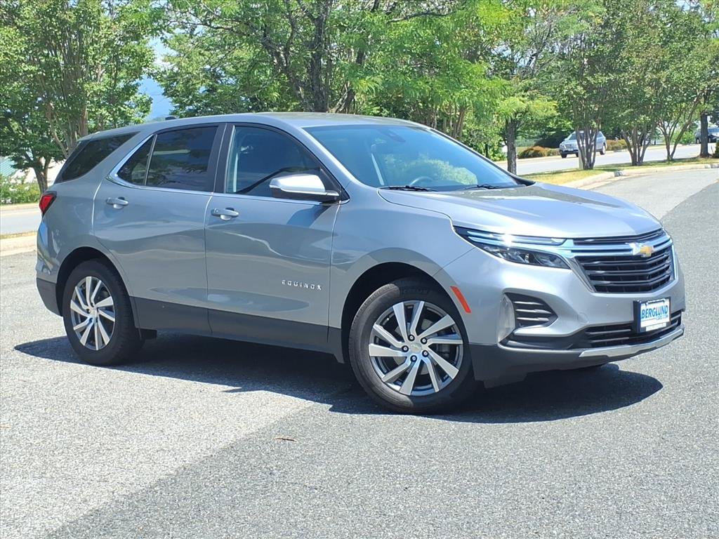 Used 2024 Chevrolet Equinox LT FWD image 1