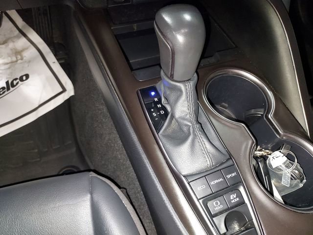 Used 2024 Toyota Camry SE w/ Convenience Package image 25