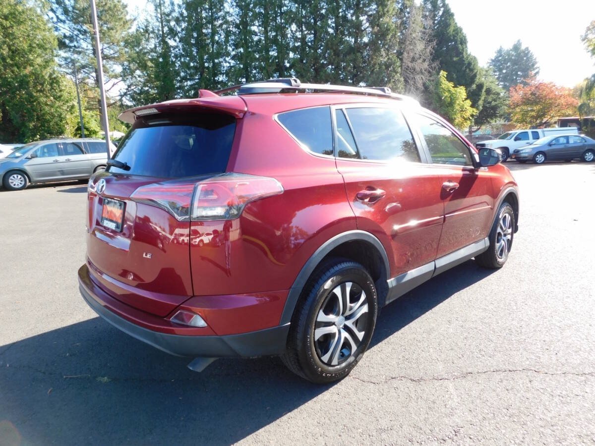 Used 2018 Toyota RAV4 LE w/ Carpet Mat Package FWD image 2
