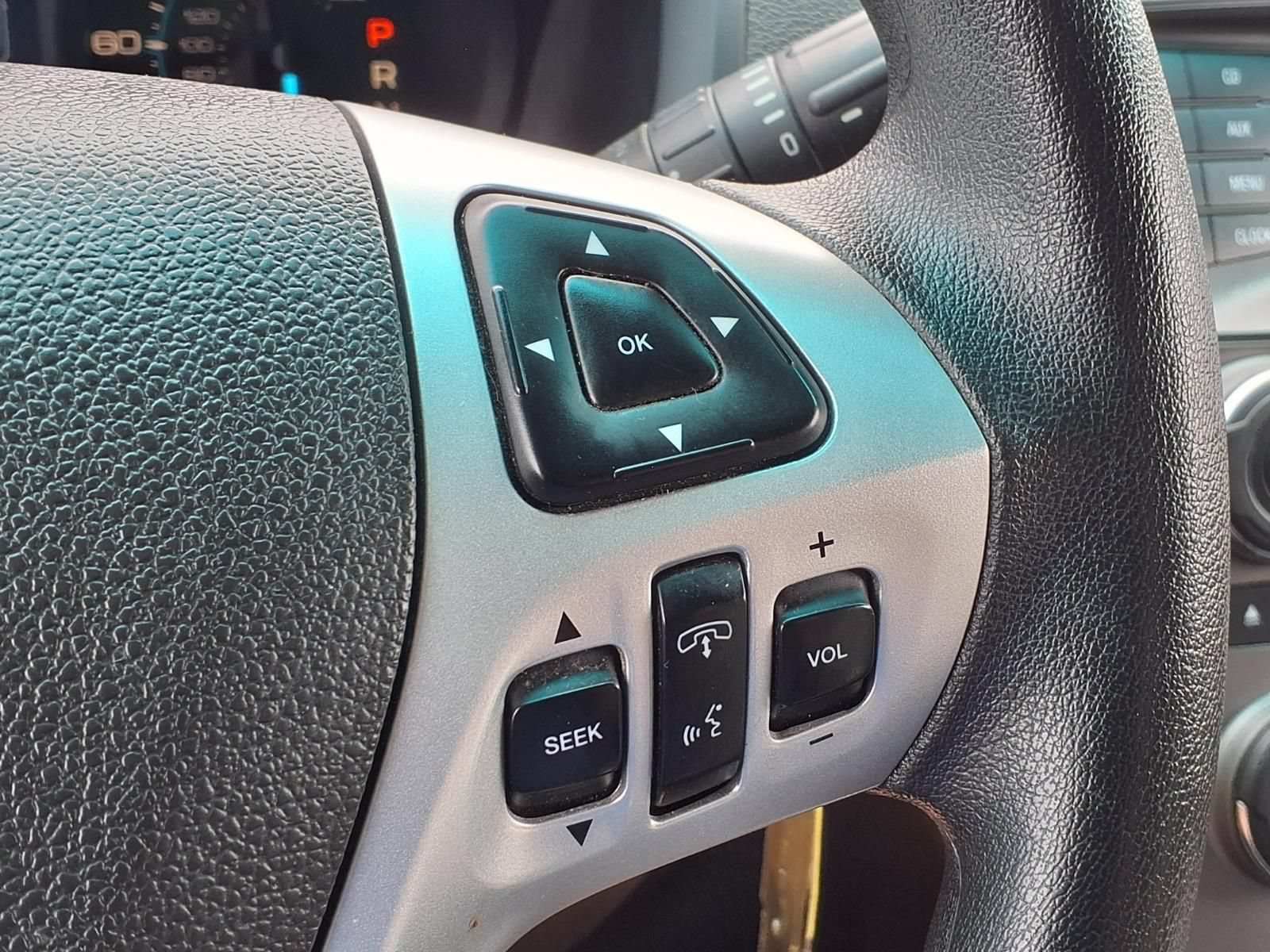 Used 2013 Ford Explorer FWD image 25