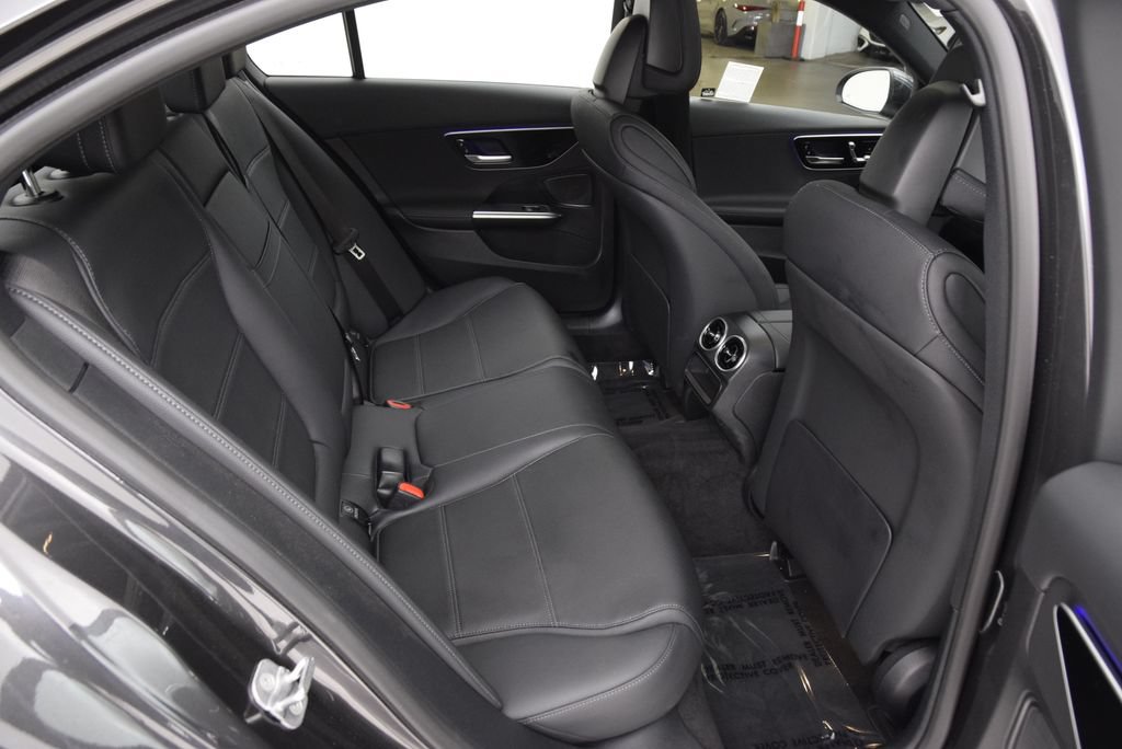 Certified 2026 Mercedes-Benz C 300 4MATIC Sedan image 18