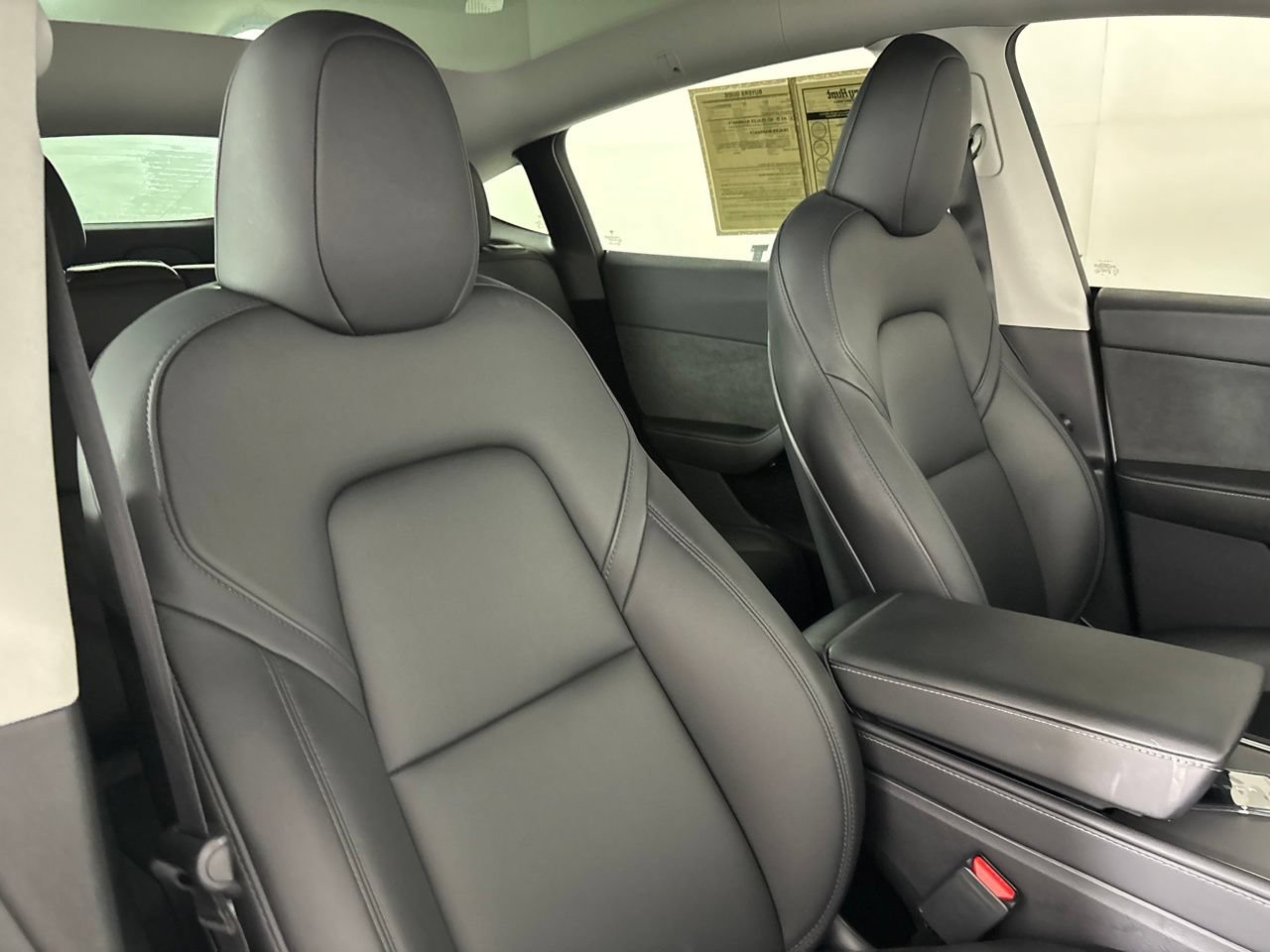 Used 2025 Tesla Model Y Long Range RWD image 21