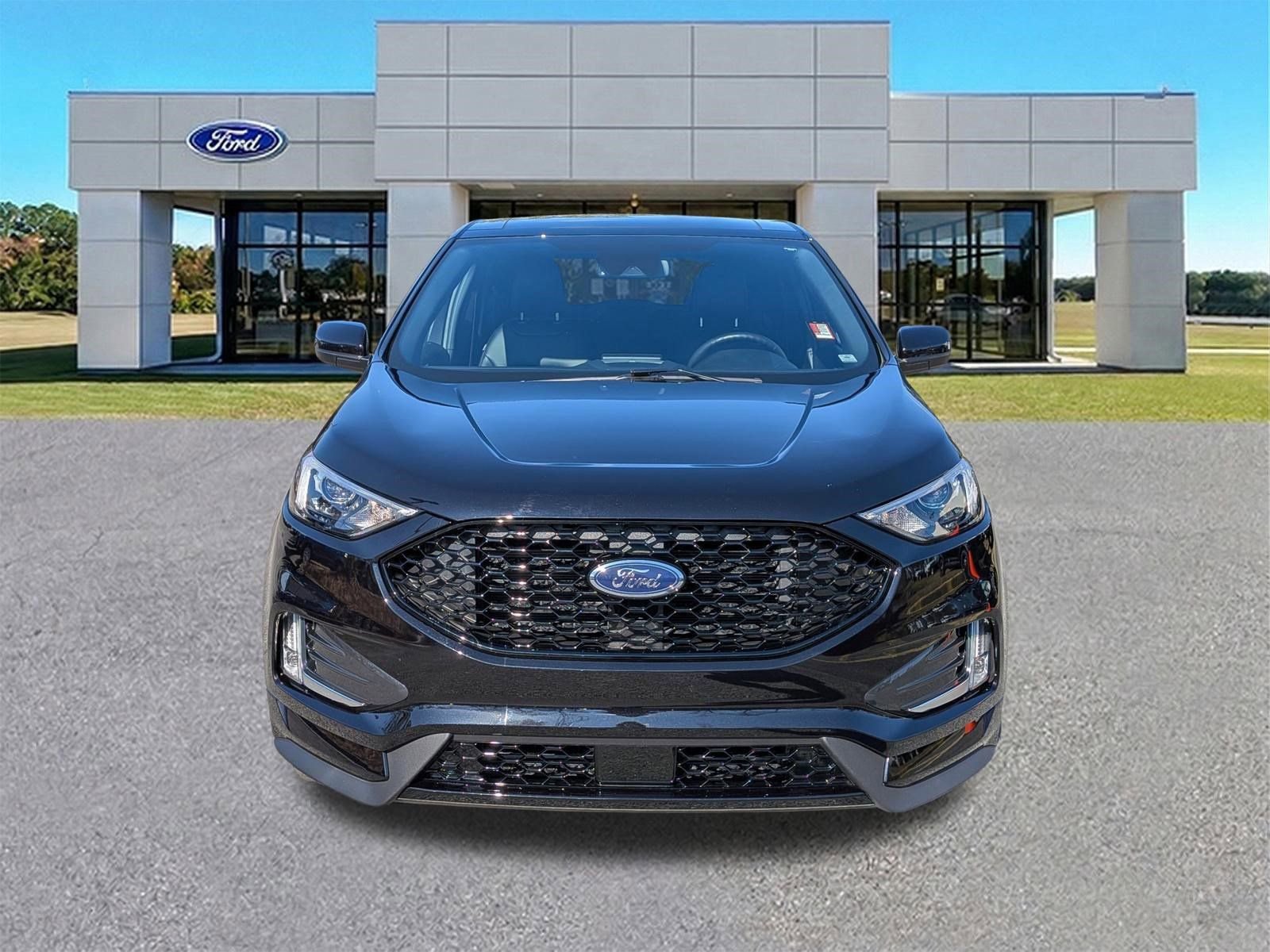 Certified 2024 Ford Edge ST-Line AWD/4WD image 9