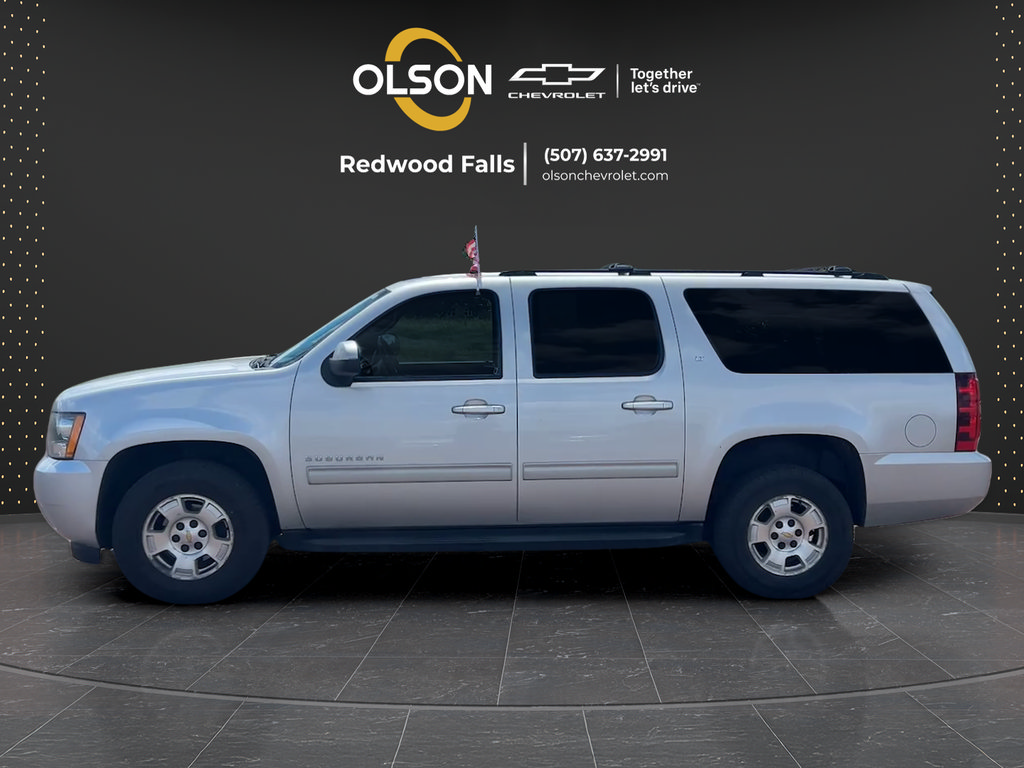 Used 2014 Chevrolet Suburban LT AWD/4WD image 2