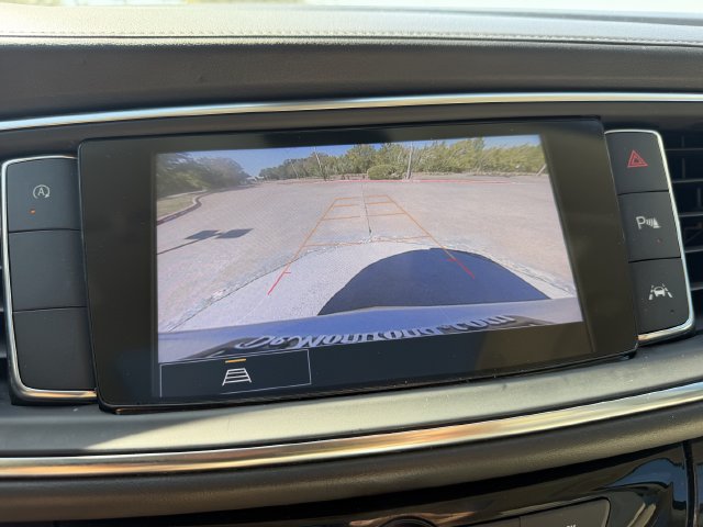 Used 2023 Buick Enclave Essence w/ Experience Buick Package FWD image 20