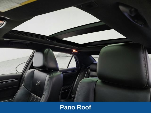 Used 2017 Chrysler 300 S w/ 300S Premium Group AWD/4WD image 11