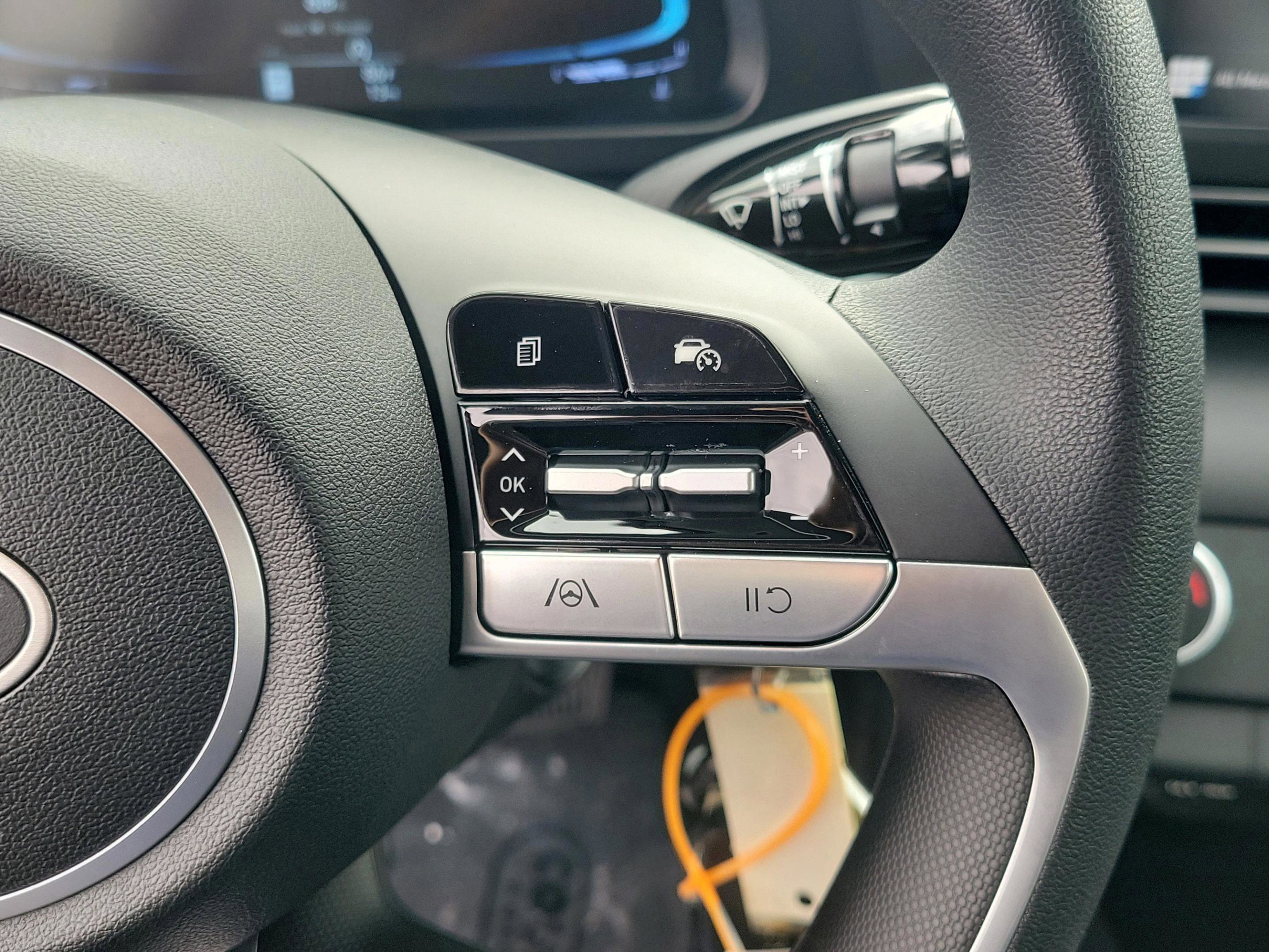 New 2026 Hyundai Elantra SE image 16