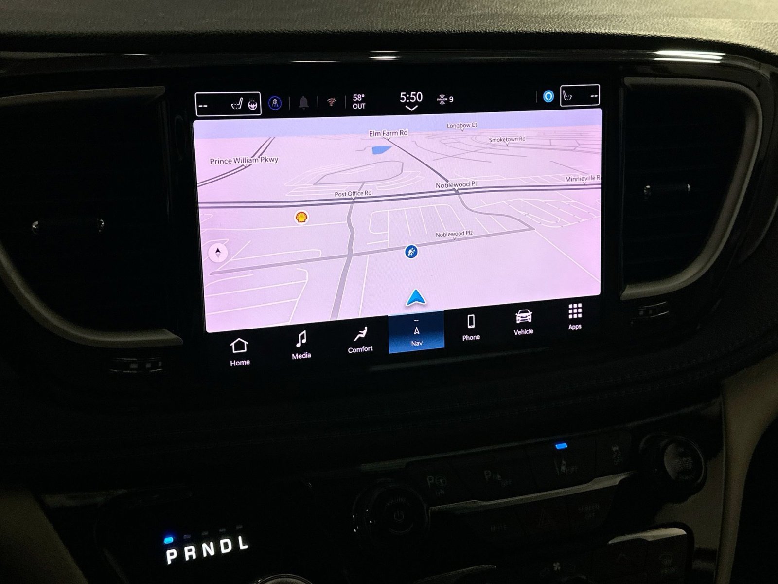 Used 2021 Chrysler Pacifica Touring-L image 25