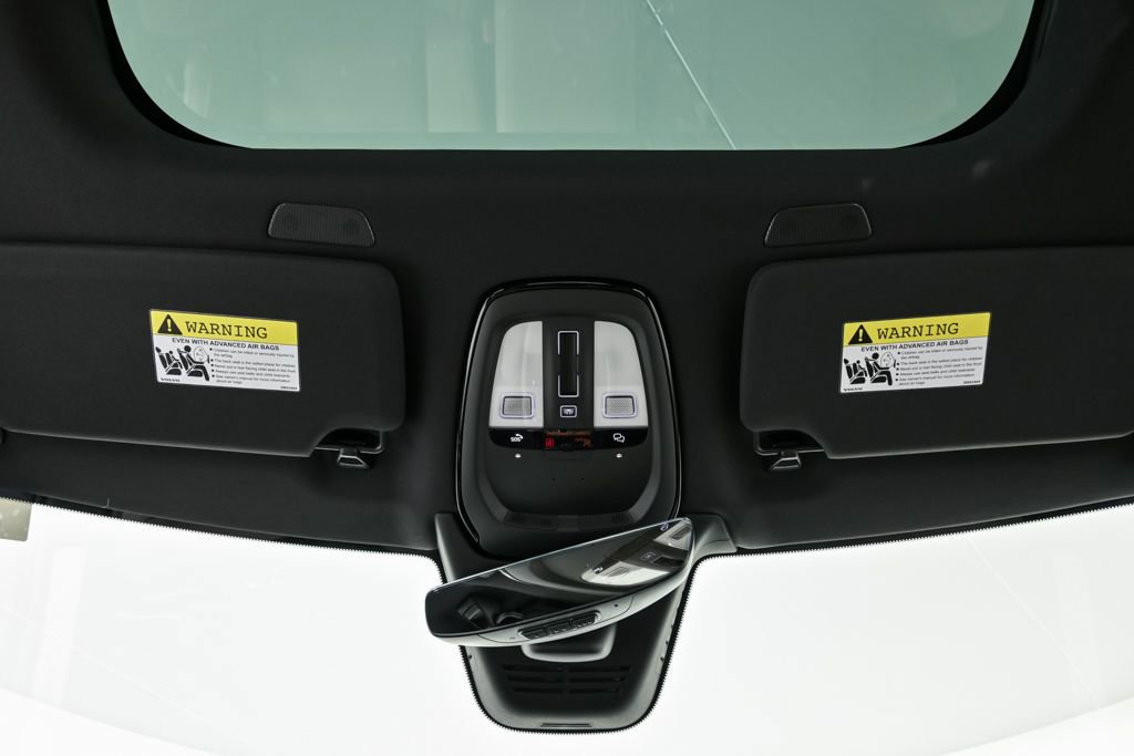 Certified 2026 Volvo XC90 B6 Plus w/ Protection Package Premier image 21