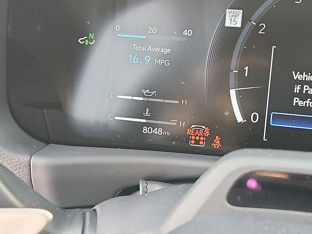 Used 2025 Lexus LX 600 4WD w/ Luxury Package image 21