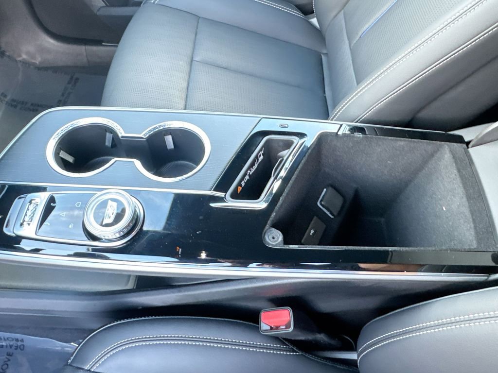 Used 2025 Cadillac Lyriq Luxury w/ LPO, Floor Liner Package image 24