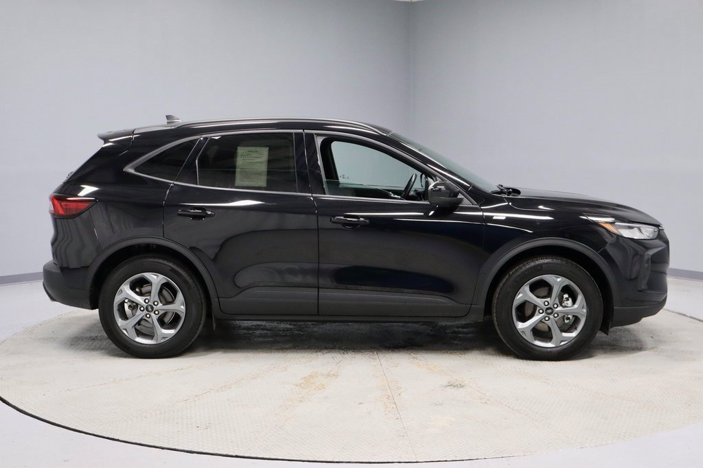 Certified 2025 Ford Escape ST-Line Elite w/ Tech Pack #1 image 7