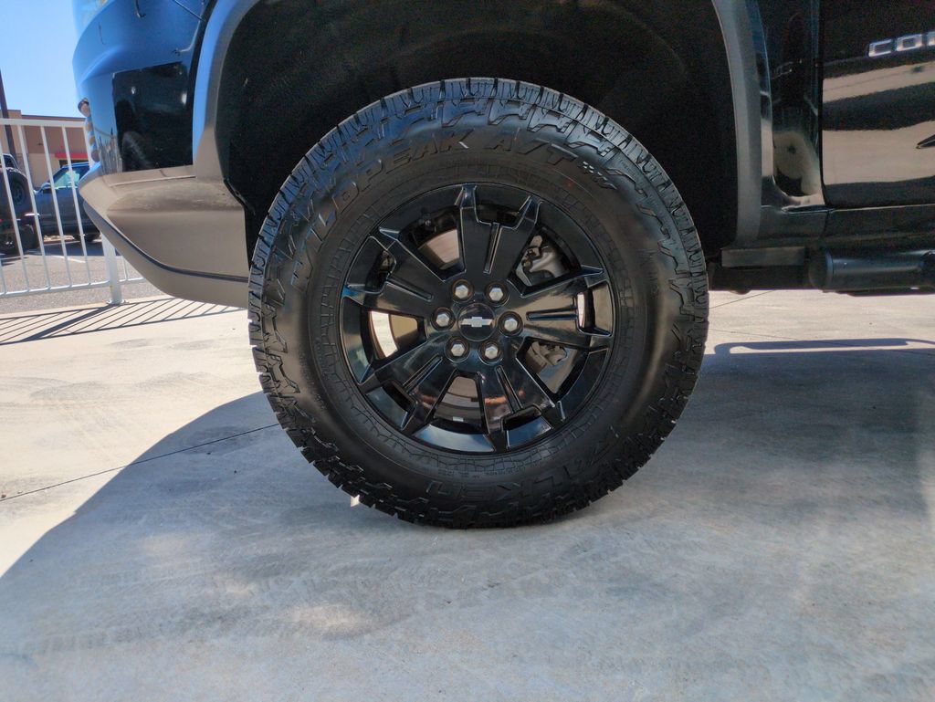 Used 2021 Chevrolet Colorado ZR2 w/ ZR2 Midnight Special Edition AWD/4WD image 26