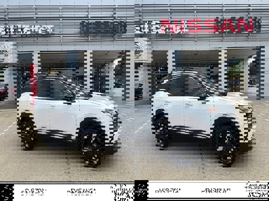 New 2025 Nissan Kicks SR image 6