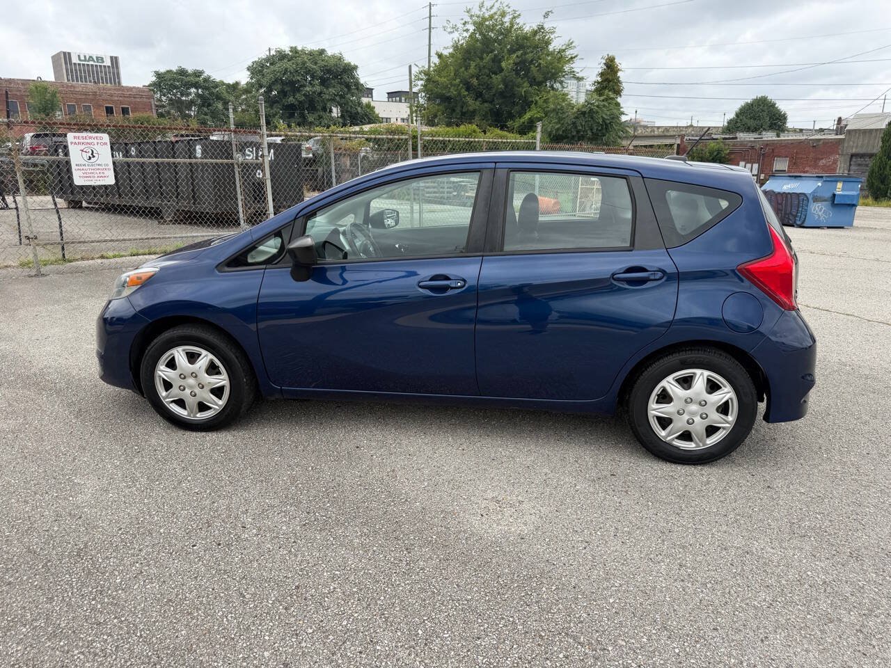 Used 2018 Nissan Versa Note SV FWD image 11
