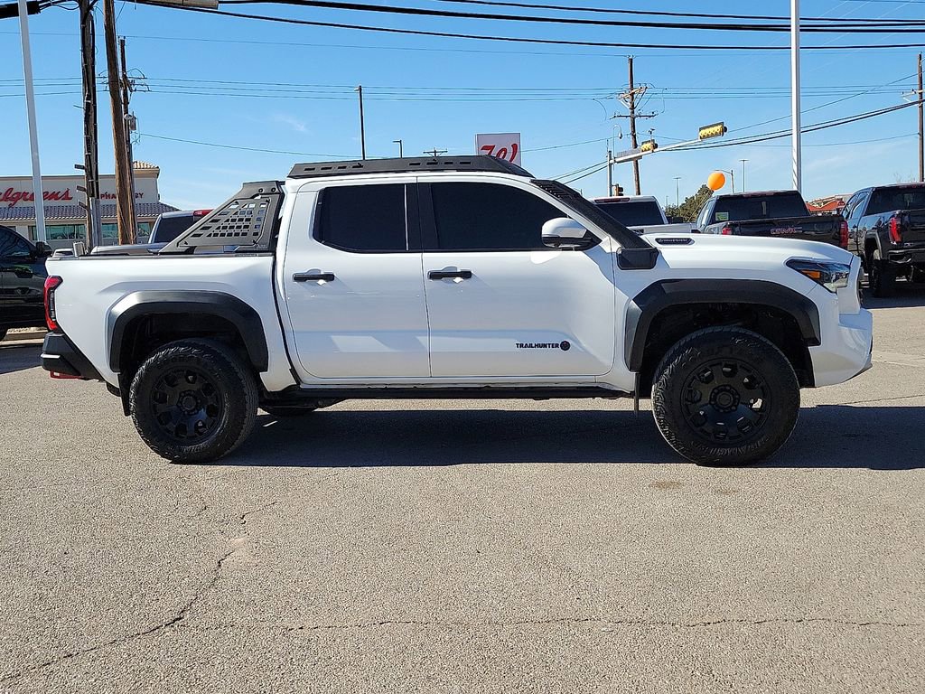 Used 2024 Toyota Tacoma Trailhunter image 12