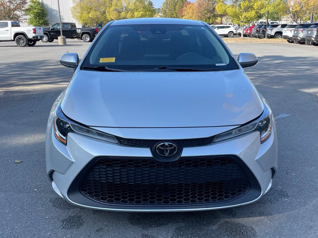 Used 2021 Toyota Corolla L FWD image 2