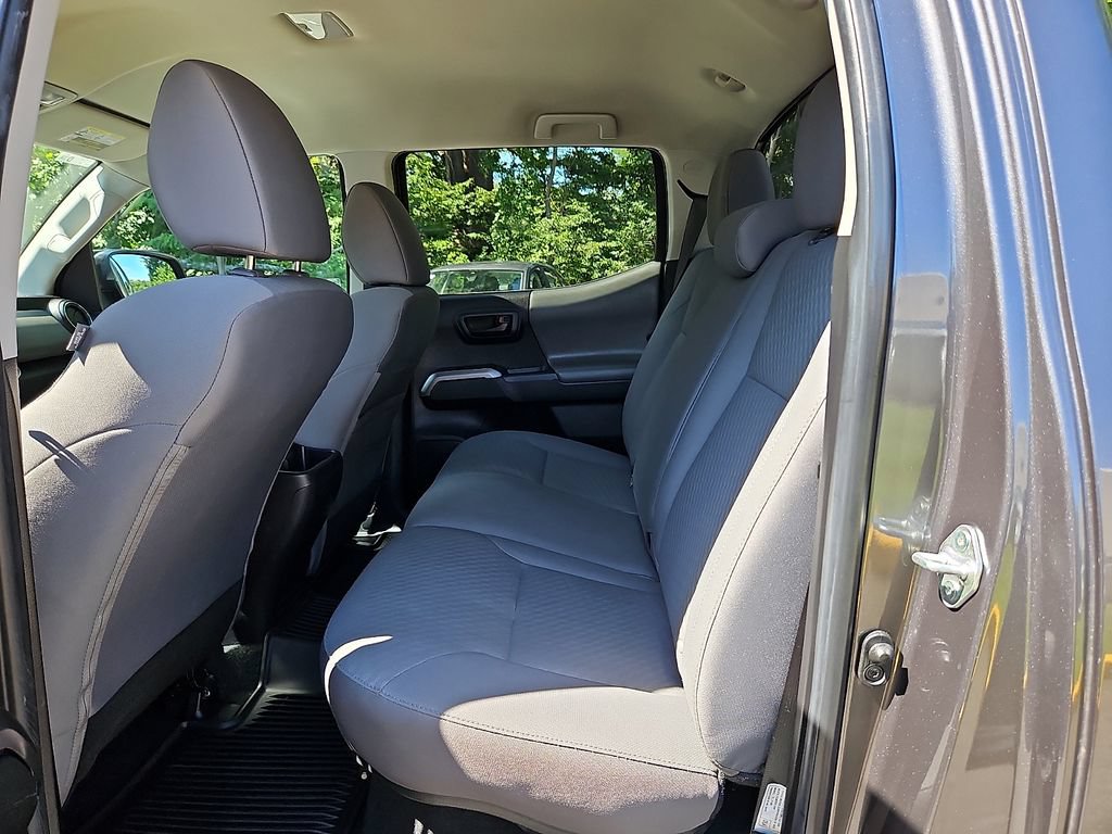 Used 2023 Toyota Tacoma SR5 w/ Black Out Package (TMS) AWD/4WD image 12