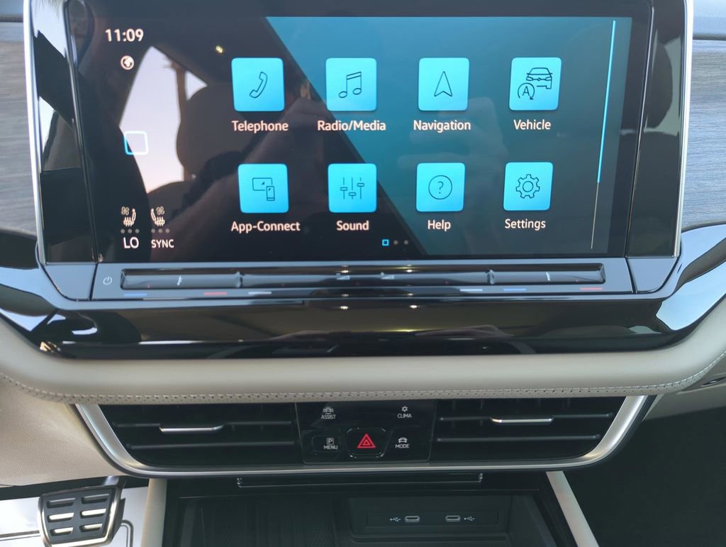 New 2026 Volkswagen Atlas SEL Premium R-Line image 27