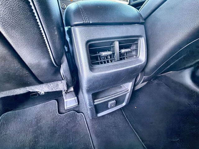 Used 2019 Ford Edge SEL w/ Equipment Group 201A FWD image 20
