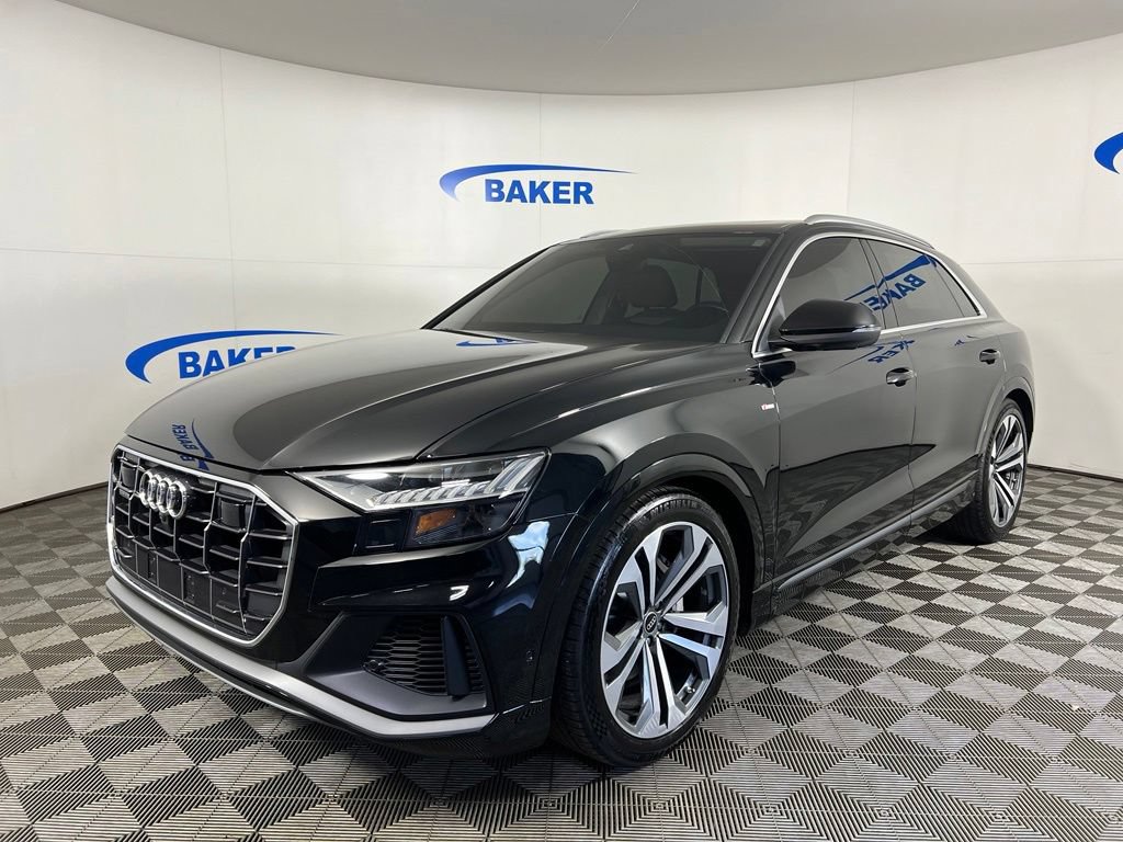 Used 2022 Audi Q8 Prestige AWD/4WD image 1