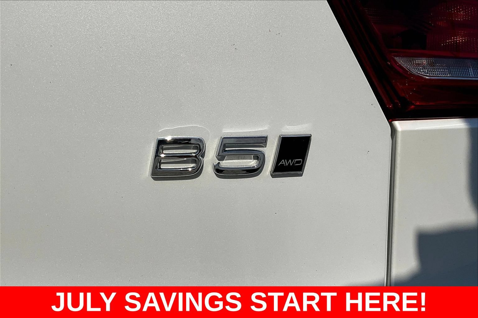 Used 2026 Volvo XC40 B5 Plus AWD/4WD image 30