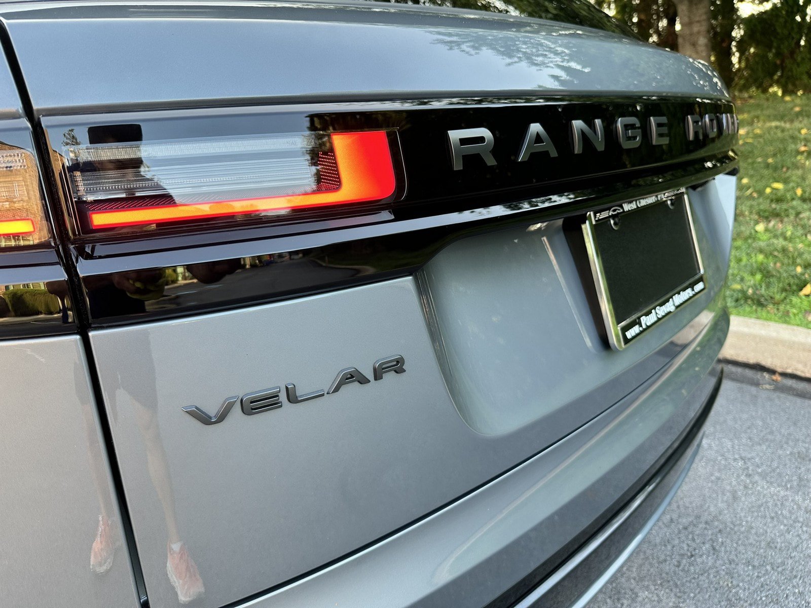 Used 2024 Land Rover Range Rover Velar Dynamic HSE AWD/4WD image 89