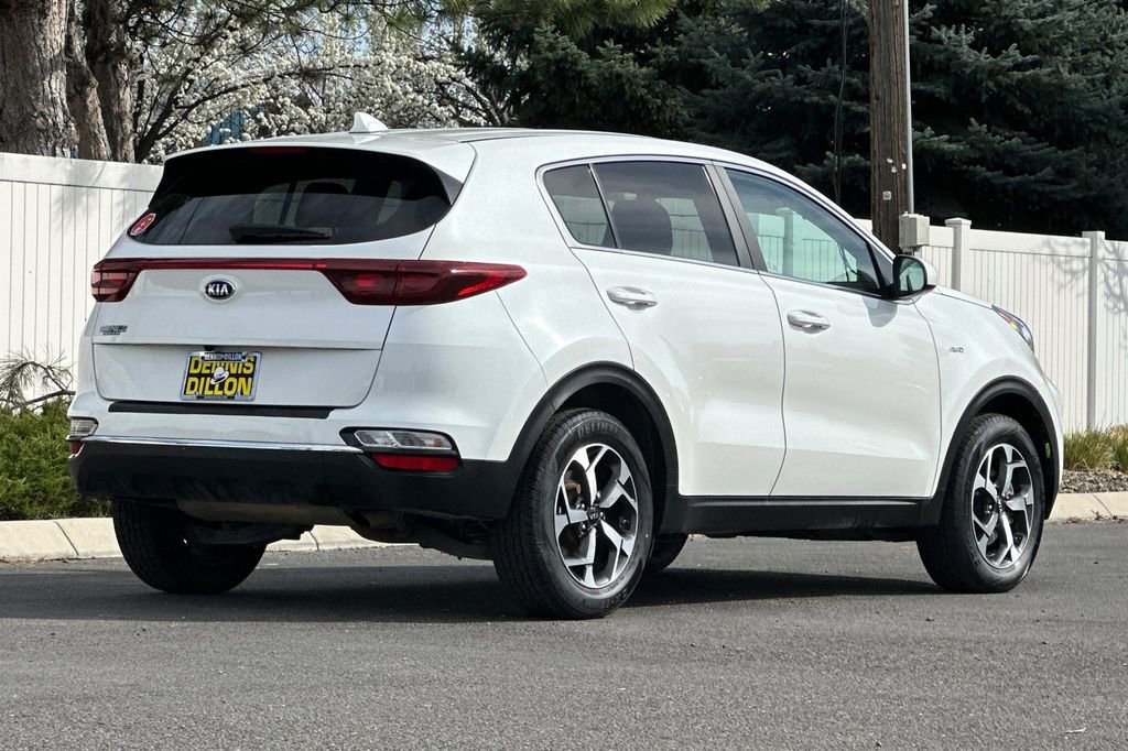 Used 2022 Kia Sportage LX image 4