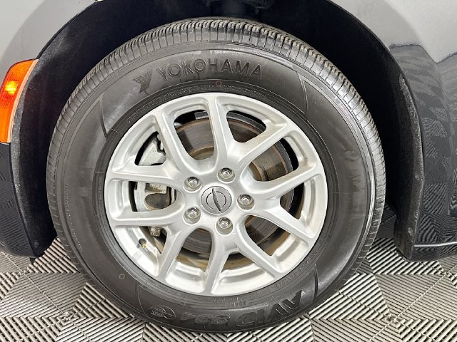 Used 2022 Chrysler Voyager LX FWD image 35