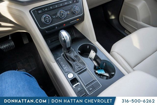 Used 2021 Volkswagen Atlas SE w/ Panoramic Sunroof Package image 12