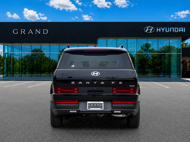 Certified 2025 Hyundai Santa Fe SEL FWD image 5