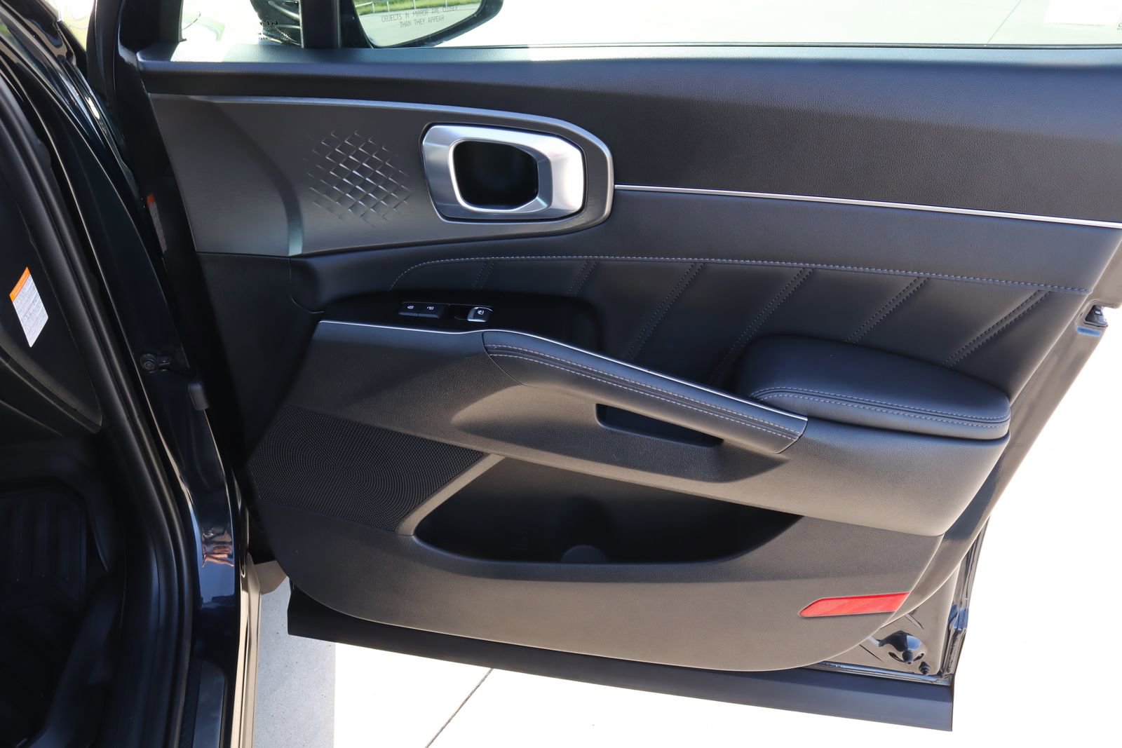 Used 2022 Kia Sorento SX image 13