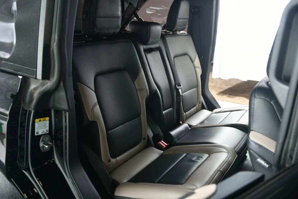Used 2023 Ford Bronco Wildtrak AWD/4WD image 40