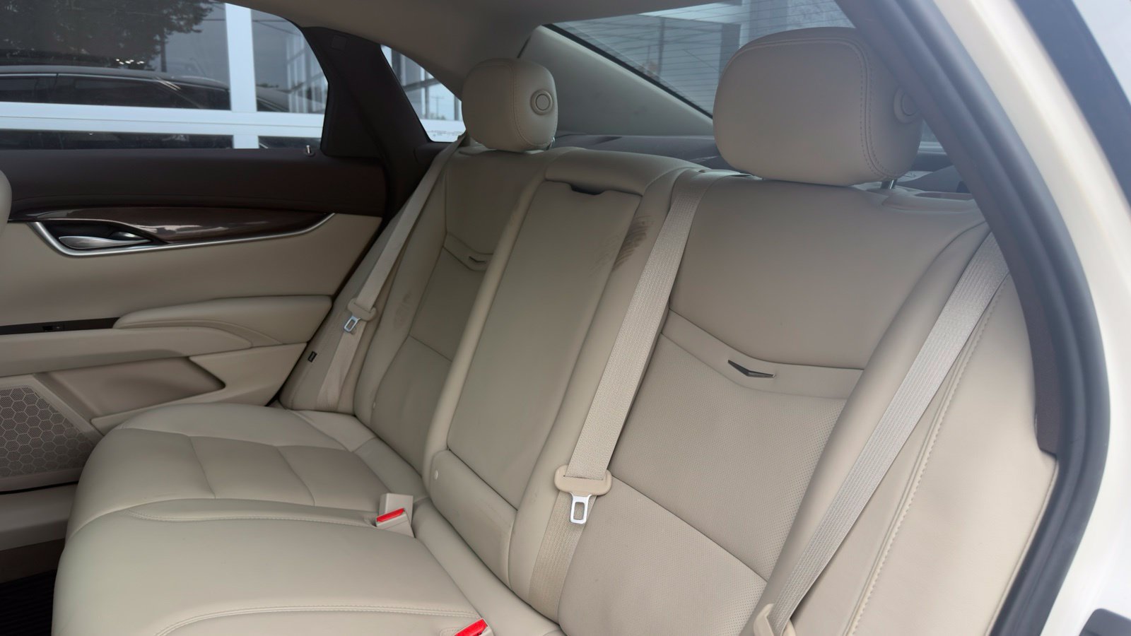 Used 2015 Cadillac XTS Luxury FWD image 15