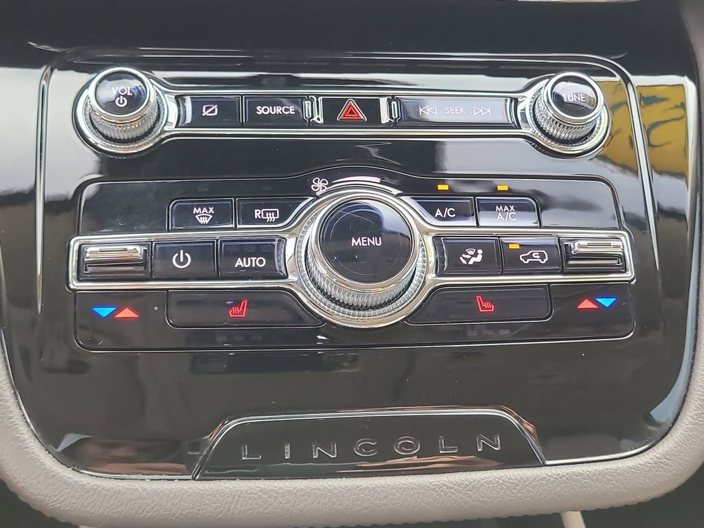 Used 2022 Lincoln Corsair FWD image 22