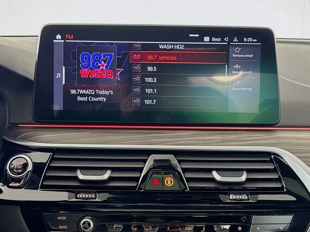 Used 2021 BMW 530i xDrive w/ M Sport Package AWD/4WD image 15