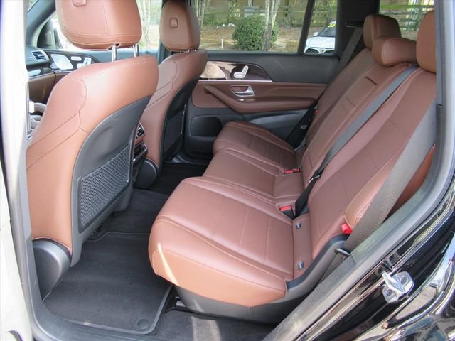 Used 2025 Mercedes-Benz GLS 450 4MATIC image 35