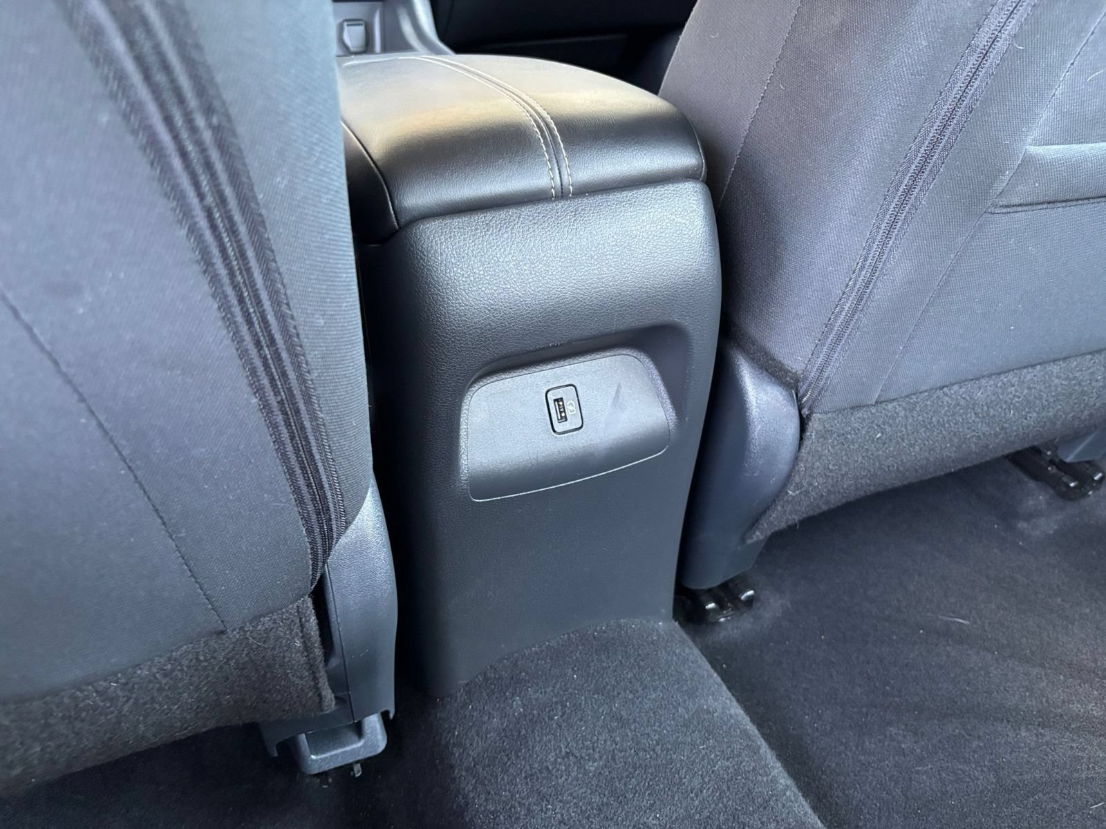Used 2025 Nissan Sentra SV FWD image 22